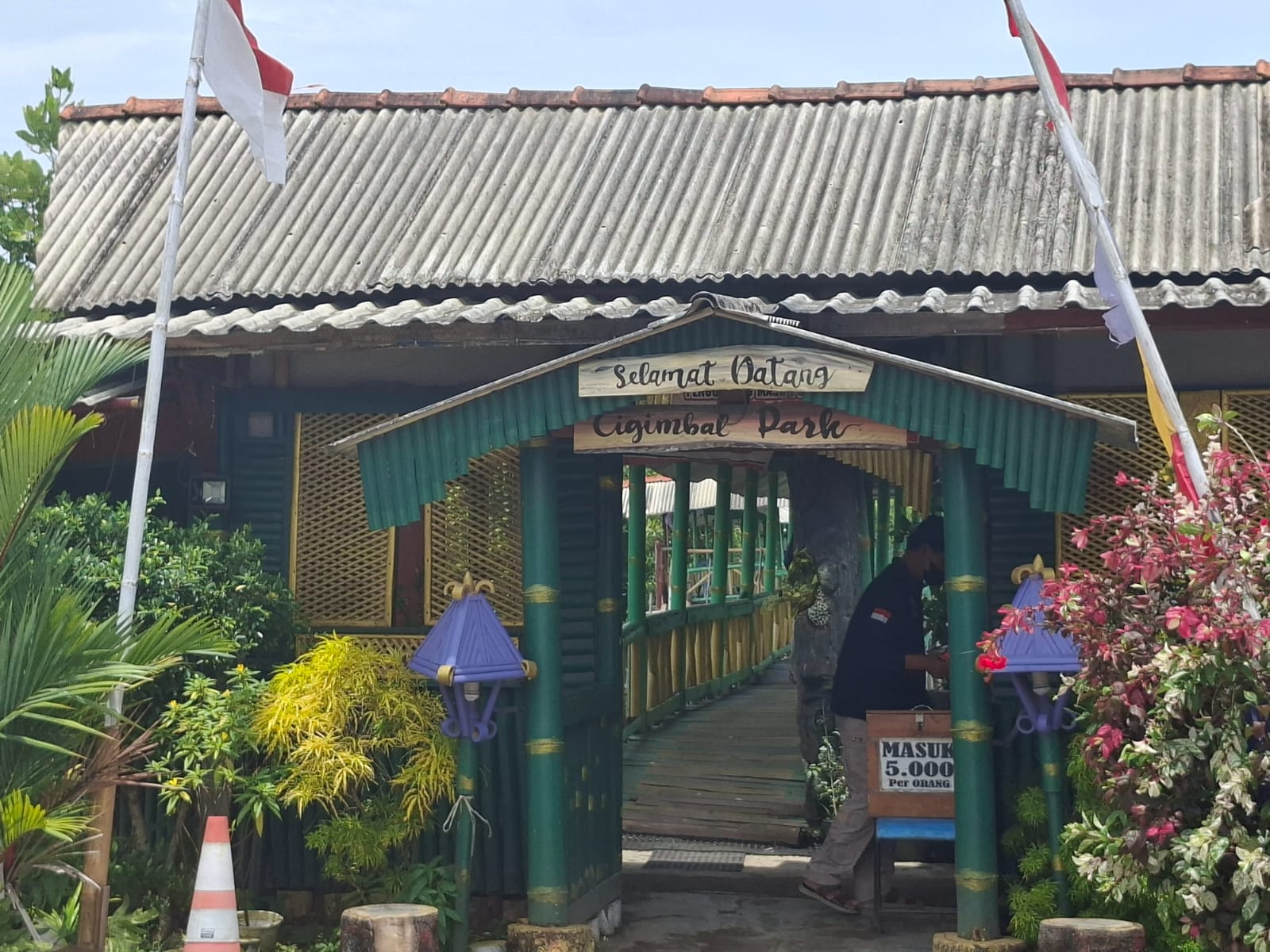 Misteri Air Terjun Tersembunyi di Cilacap: Rahasia Solo Traveler yang Tak Terungkap